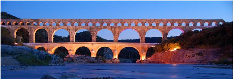 Le pont du gard et ses illuminations de Mathieu Meunier 